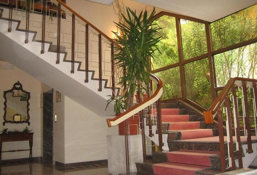 בית מלון כפרי Broglia