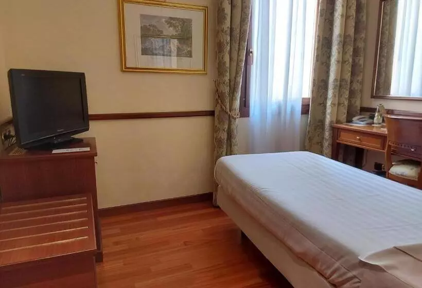 Phi Hotel Dei Medaglioni