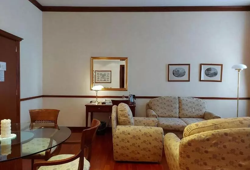 Phi Hotel Dei Medaglioni