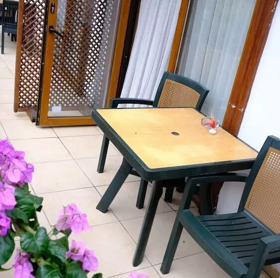 Nizam Butik Otel Büyükada