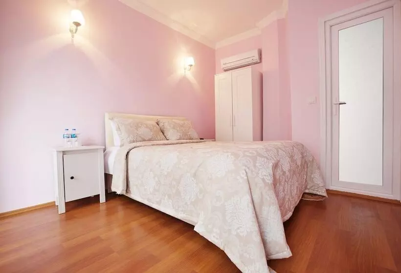 Nizam Butik Otel Büyükada