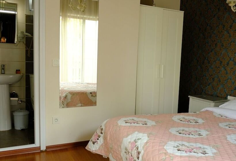 Nizam Butik Otel Büyükada