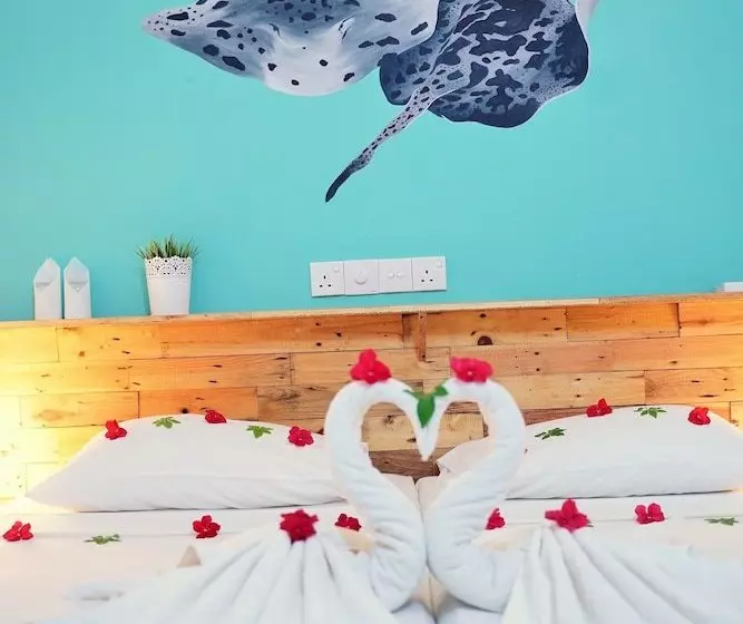 پانسیون Manta Retreat