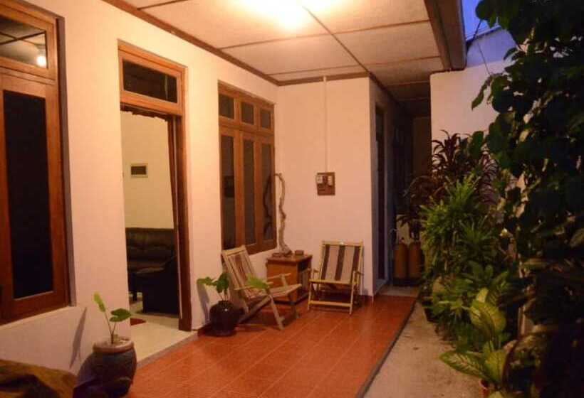 Пансион Goby Lodge Guest House