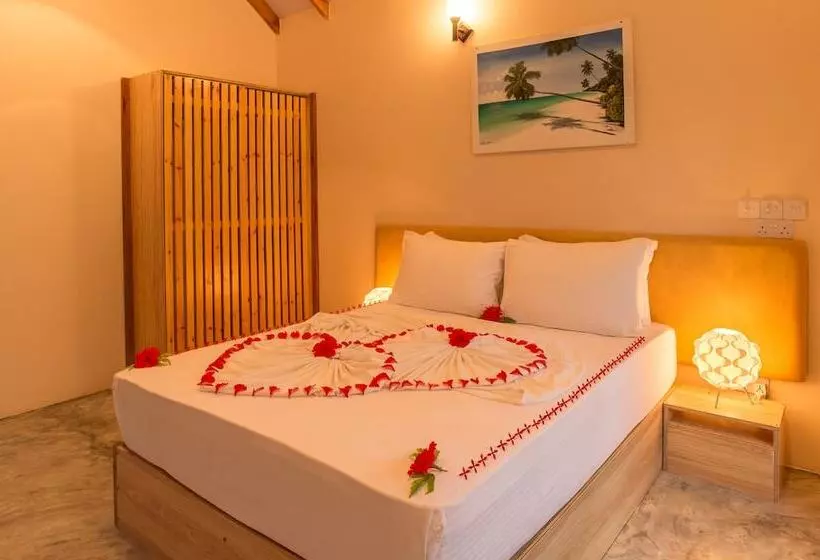 پانسیون Thoddoo Retreat