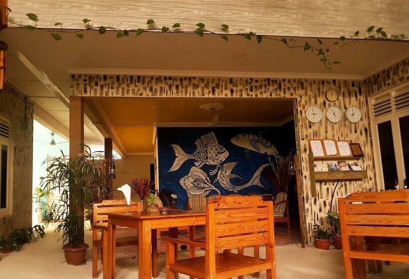 پانسیون Zeestar Inn