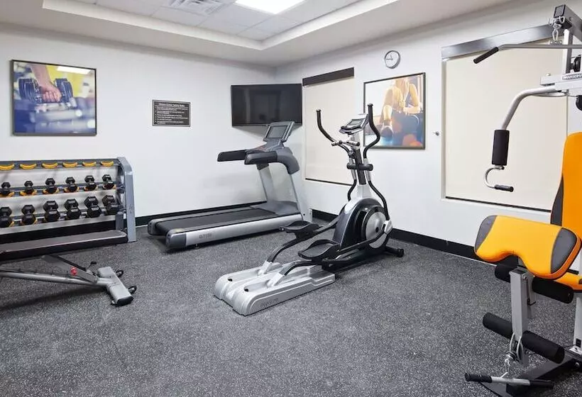 ホテル Best Western Green Oaks Inn