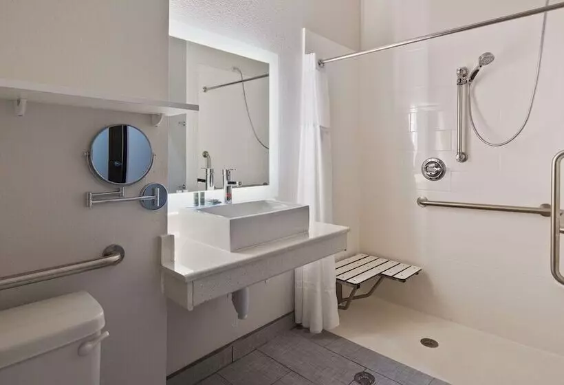 ホテル Best Western Green Oaks Inn