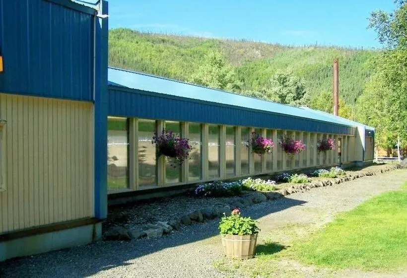 ホテル Chena Hot Springs Resort