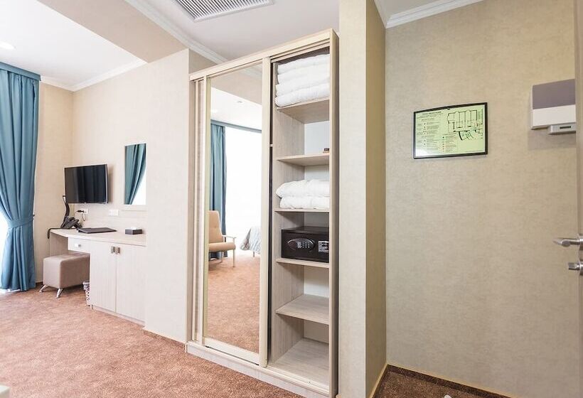 فندق Congress Krasnodar