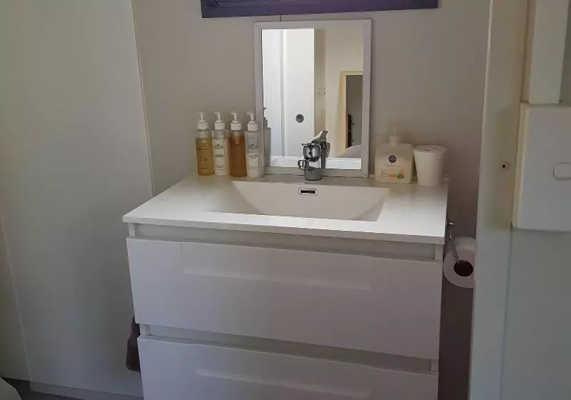 ホテル Hawkdun Rise Vineyard & Accommodation