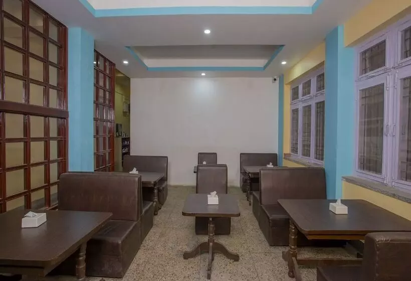 Oyo 287 Hotel Buddha Palace