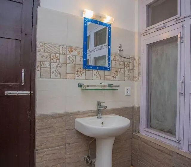 Oyo 287 Hotel Buddha Palace