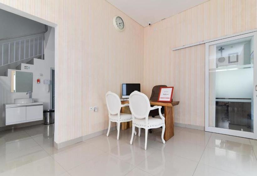 Pensión Reddoorz Near Udayana University Jimbaran