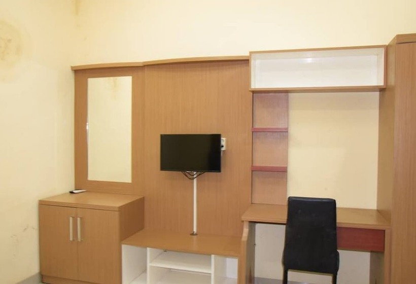 פנסיון Reddoorz Syariah Near Jogja City Mall 2