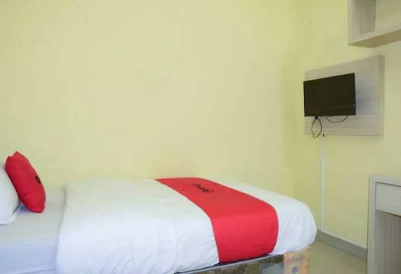 ペンション Reddoorz Syariah Near Jogja City Mall 2