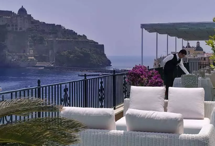 Otel Miramare E Castello