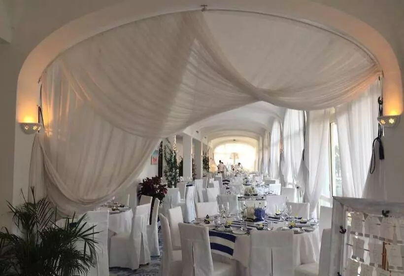 Otel Miramare E Castello