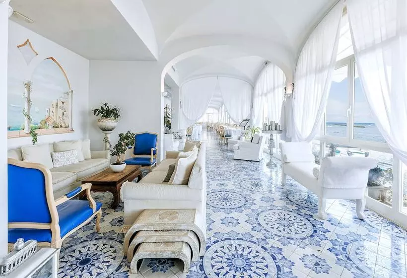 Otel Miramare E Castello