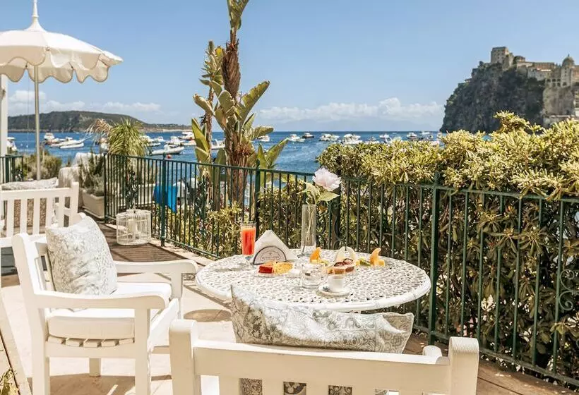 Otel Miramare E Castello