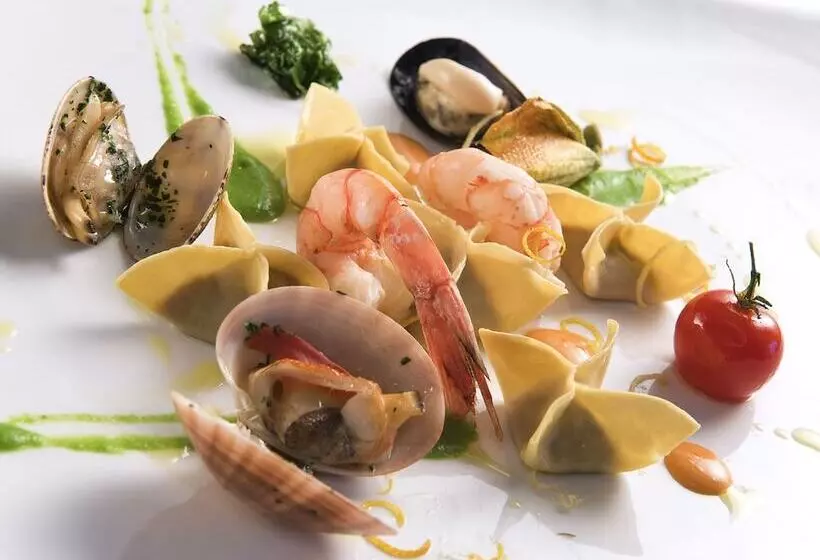 Otel Miramare E Castello