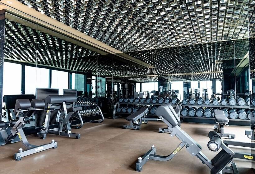 فندق The Promenade Luxury Wellness