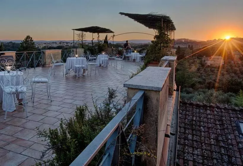 هتل Villa Scacciapensieri Boutique