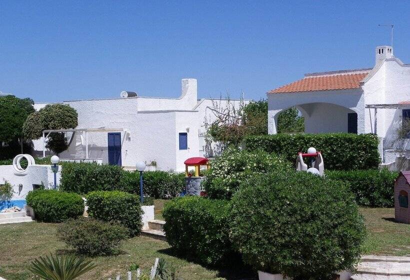 Отель Villaggio Plaia
