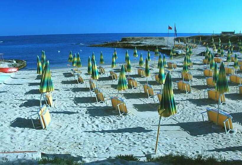 Отель Villaggio Plaia