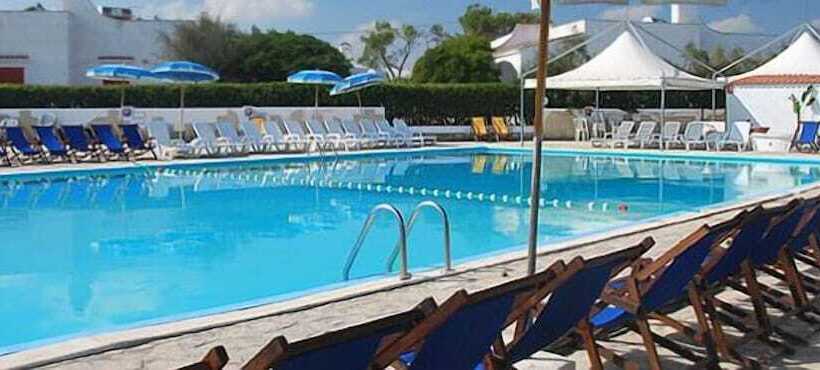 Отель Villaggio Plaia