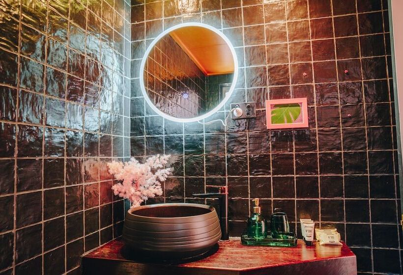 The Pink Hotel Coolangatta