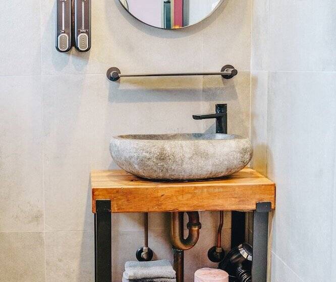 The Pink Hotel Coolangatta