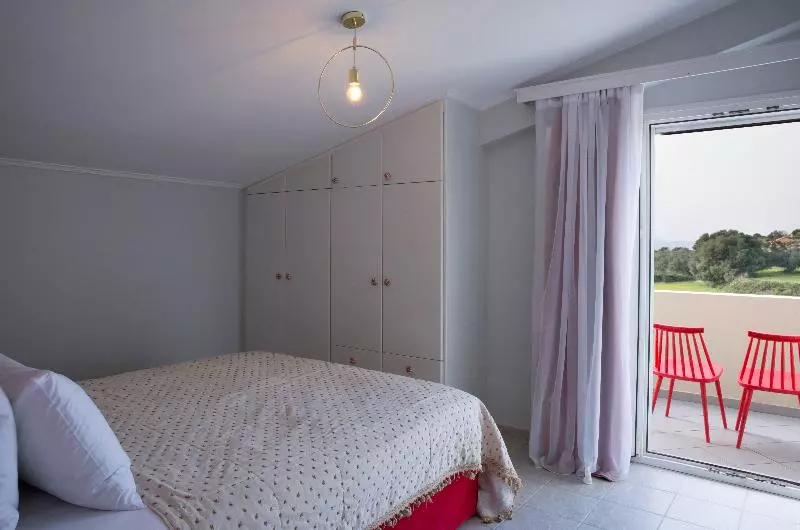 ホテル Evgenia Suites