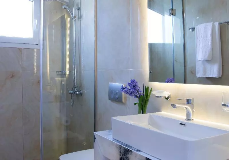 ホテル Evgenia Suites