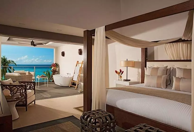Coyaba Beach Resort