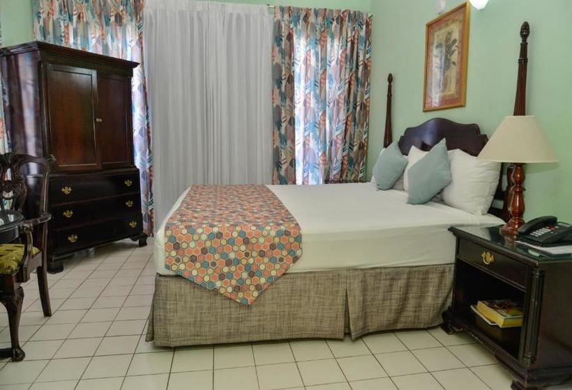 هتل Foote Prints On The Sands