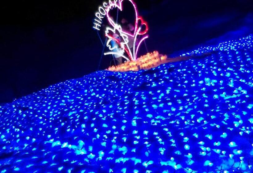 هتل Hirosaki Park