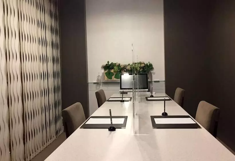 Отель Okura Fukuoka