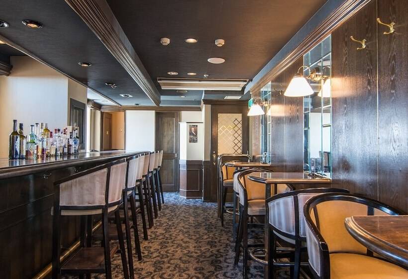 Отель Strix Tokyo