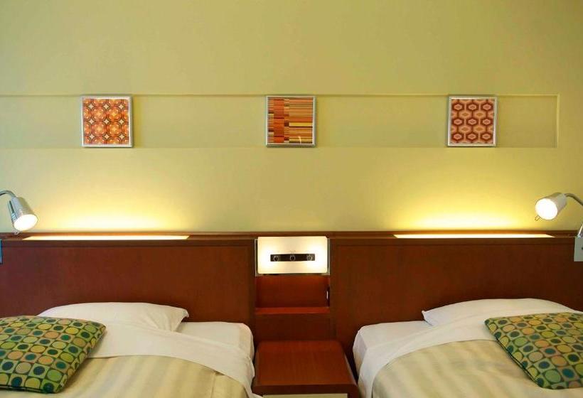 Tokyo Bay Maihama Hotel First Resort