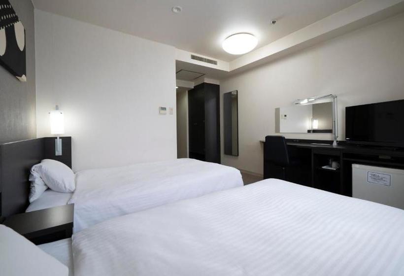 Отель Yokkaichi City