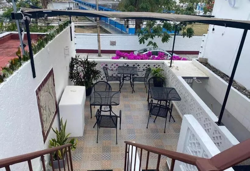 住宿加早餐  Caribo Cozumel