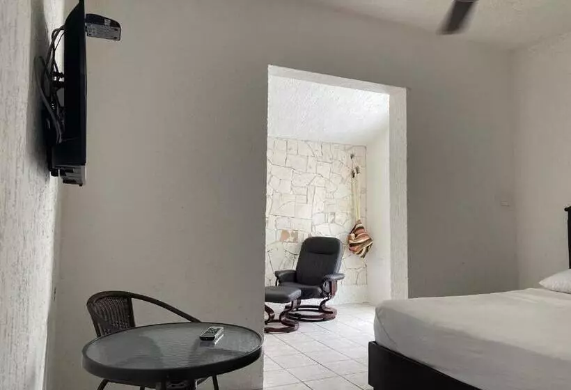 住宿加早餐  Caribo Cozumel