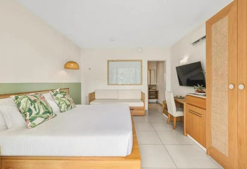 هتل Coral Azur Beach Resort Mont Choisy