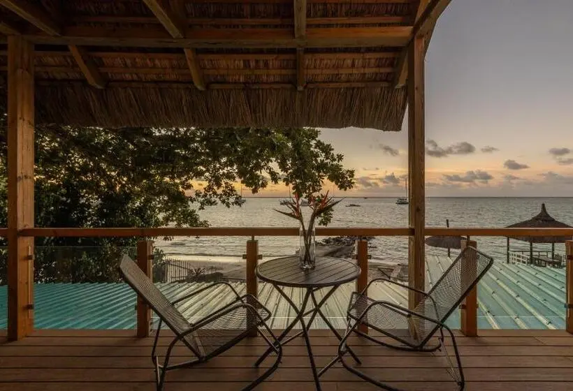 هتل Coral Azur Beach Resort Mont Choisy