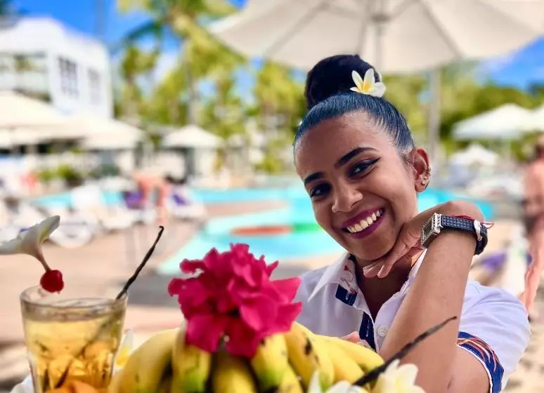 هتل Coral Azur Beach Resort Mont Choisy