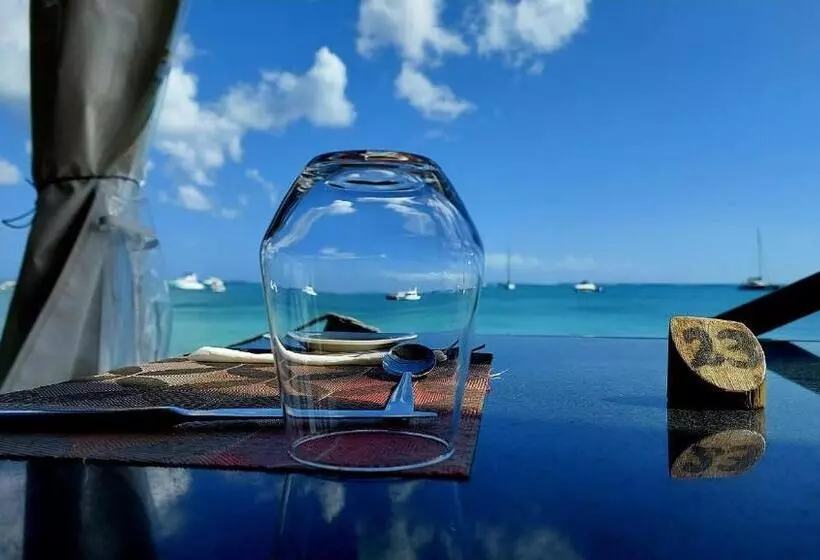 هتل Coral Azur Beach Resort Mont Choisy