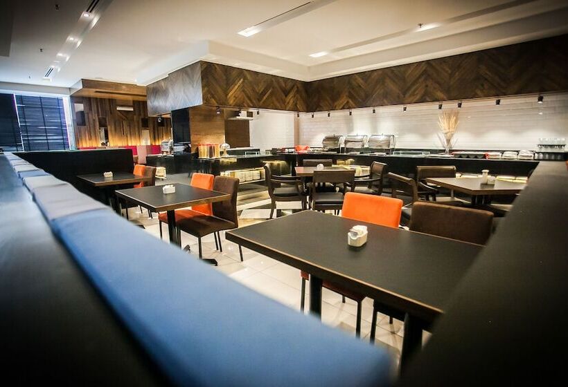 فندق Crystal Crown