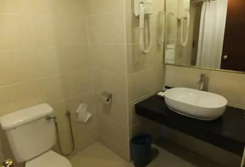 Отель Crystal Crown