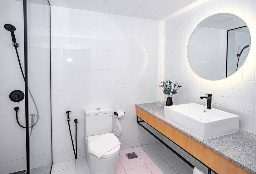 فندق Crystal Crown